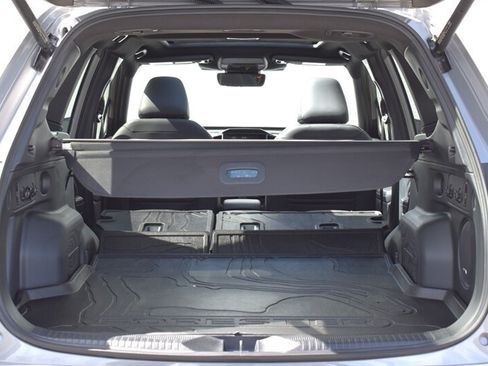 Used 2025 Subaru Forester Limited AWD/4WD image 31