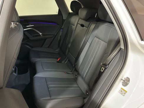 Certified 2025 Audi Q5 Premium w/ Convenience Package image 20