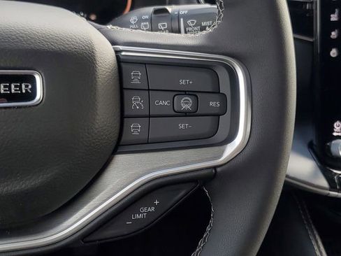 New 2026 Jeep Grand Wagoneer Limited AWD/4WD image 20