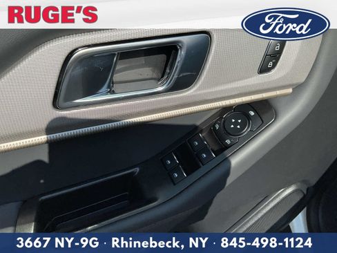 New 2026 Ford Explorer Active w/ Active Comfort Package AWD/4WD image 17