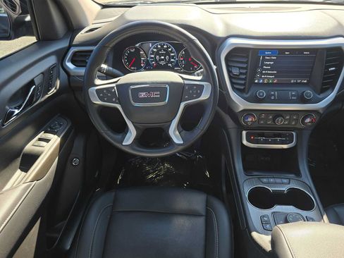 Used 2022 GMC Acadia SLT w/ Technology Package AWD/4WD image 17