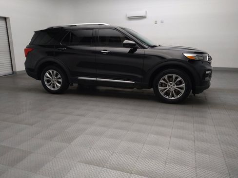 Used 2022 Ford Explorer Limited image 11