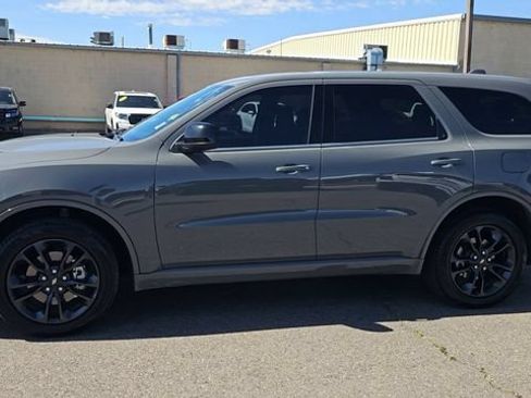 Used 2022 Dodge Durango GT w/ Blacktop Package AWD/4WD image 5