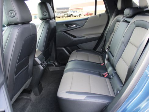 New 2026 Chevrolet Equinox LT w/ Convenience Package II image 39