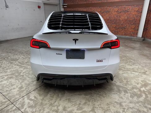 Used 2024 Tesla Model Y Long Range image 4