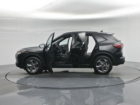 Used 2025 Ford Escape ST-Line image 36