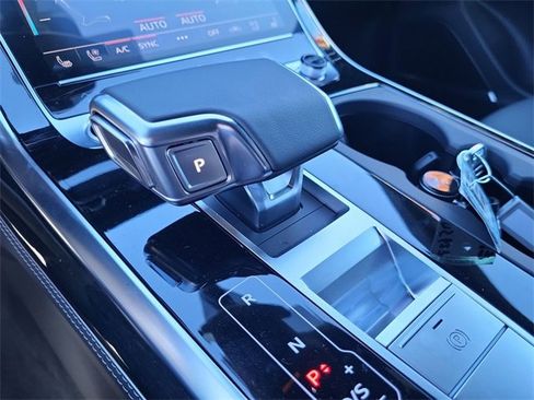 New 2026 Audi Q8 Premium Plus image 24