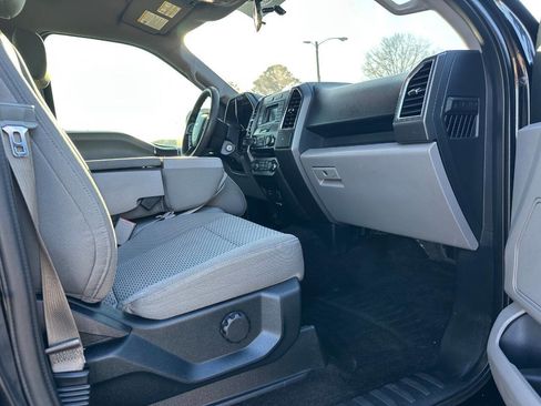 Used 2016 Ford F150 XLT image 31