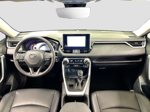 Used 2024 Toyota RAV4 XLE Premium image 9