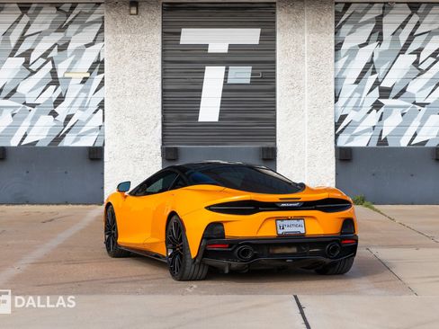 Used 2023 McLaren GT image 11