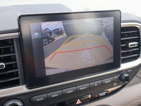 New 2026 Hyundai Venue SEL FWD image 4