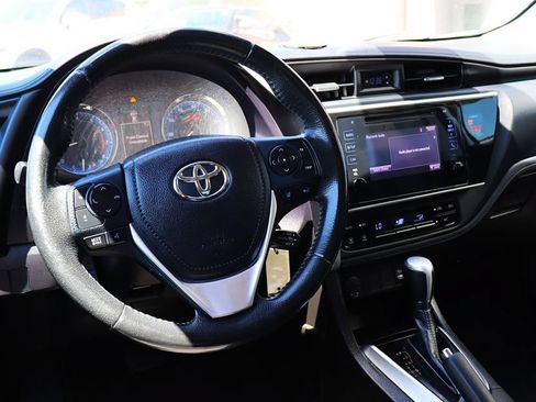 Used 2019 Toyota Corolla SE w/ Protection Package FWD image 35