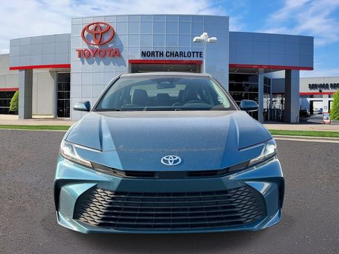Used 2026 Toyota Camry LE w/ Convenience Package FWD image 3