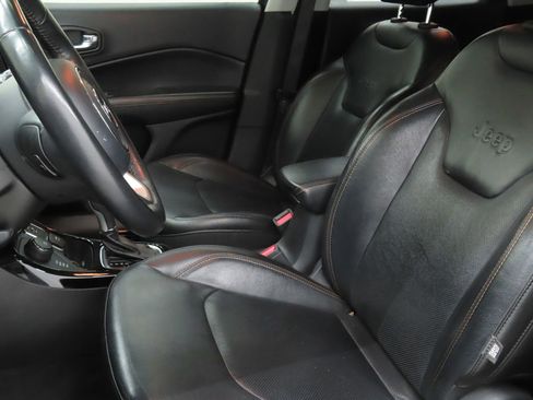 Used 2018 Jeep Compass Limited w/ Navigation Group image 10