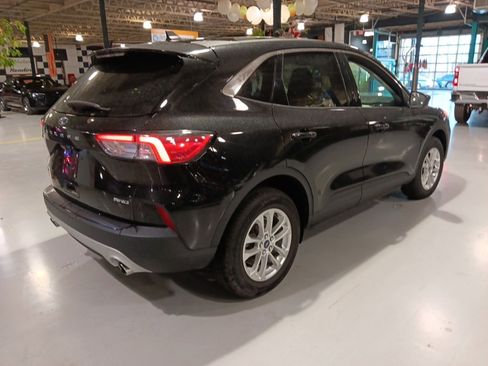 Used 2022 Ford Escape SE w/ Convenience Package image 6