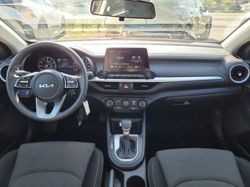 Certified 2023 Kia Forte LXS w/ LXS Technology Package FWD image 16