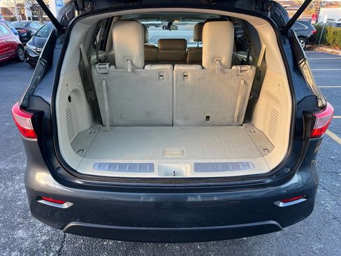 Used 2013 INFINITI JX35 AWD w/ Cargo Pkg image 14