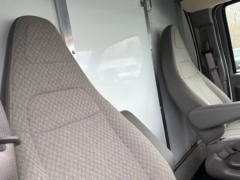 New 2025 Chevrolet Express 3500 w/ Power Convenience Package image 27
