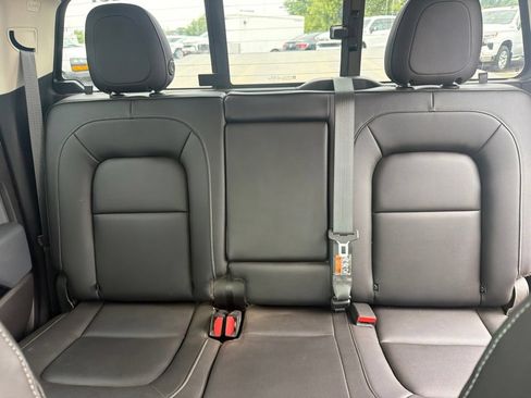 Used 2018 Chevrolet Colorado Z71 AWD/4WD image 24