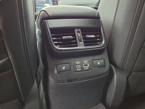 Used 2025 Subaru Outback Wilderness AWD/4WD image 33