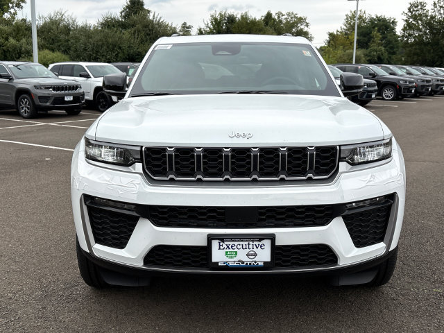 New 2027 Jeep Grand Cherokee Limited AWD/4WD image 6