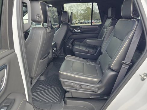 Used 2021 GMC Yukon SLT w/ SLT Luxury Plus Package image 34