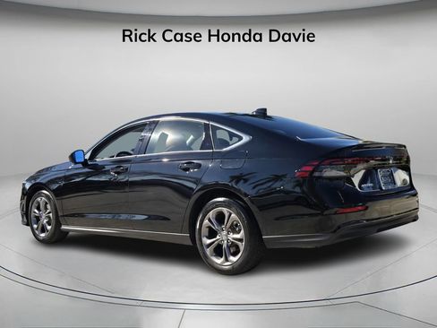 Certified 2024 Honda Accord EX image 7