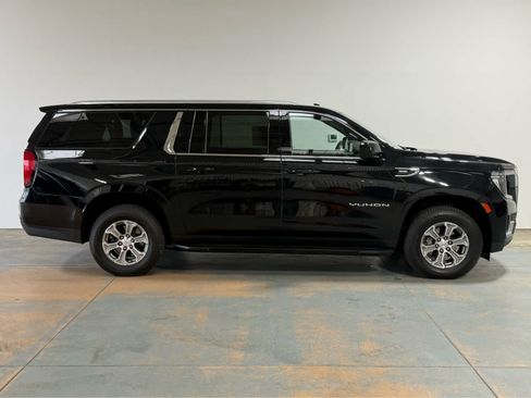Used 2024 GMC Yukon XL SLE w/ Max Trailering Package AWD/4WD image 6