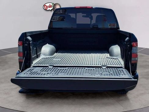 Used 2026 Nissan Frontier SV RWD image 19