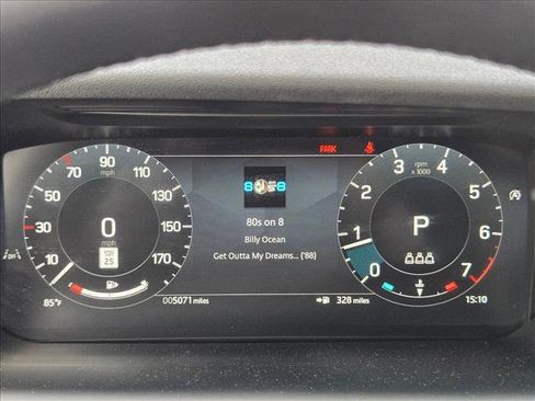 Certified 2025 Land Rover Discovery Sport S image 10