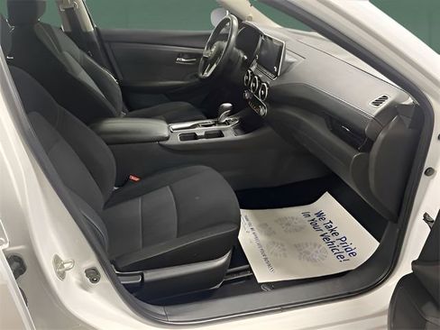 Used 2021 Nissan Sentra SV image 16
