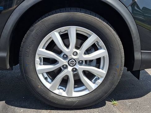 Used 2020 Nissan Rogue Sport SV w/ Technology Package AWD/4WD image 8