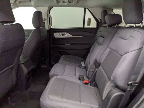 New 2025 Ford Explorer Active image 23