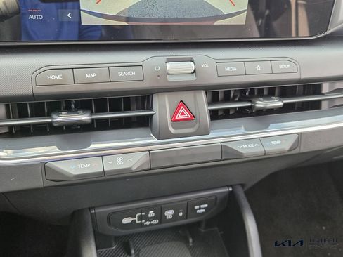 Certified 2025 Kia K4 EX FWD image 23