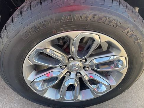 Used 2022 RAM 1500 Laramie w/ Sport Appearance Package AWD/4WD image 36