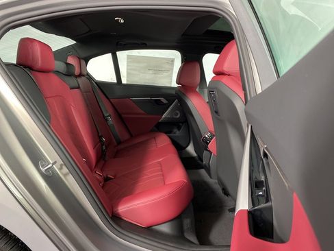 New 2026 BMW 530i xDrive w/ Premium Package image 27