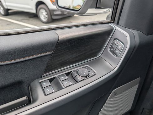 New 2025 Ford F150 Lariat w/ Equipment Group 502A High image 17