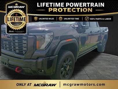 Used 2025 GMC Sierra 2500 AT4 w/ AT4 Premium Plus Package