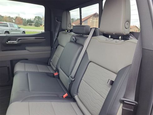 New 2026 Chevrolet Silverado 1500 ZR2 image 19