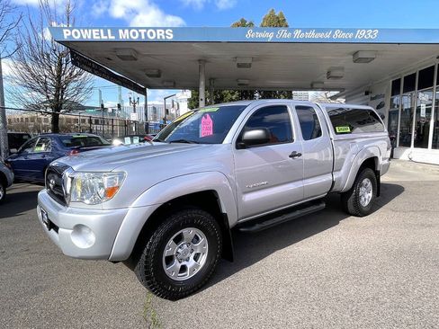 Used 2007 Toyota Tacoma PreRunner RWD image 2