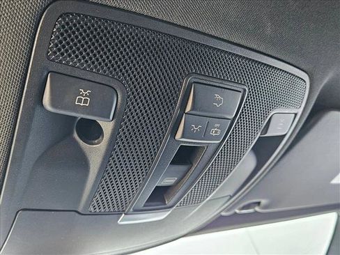 Used 2017 Mercedes-Benz GLA 250 image 10