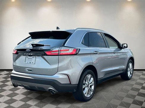 Used 2024 Ford Edge Titanium w/ Equipment Group 301A AWD/4WD image 4