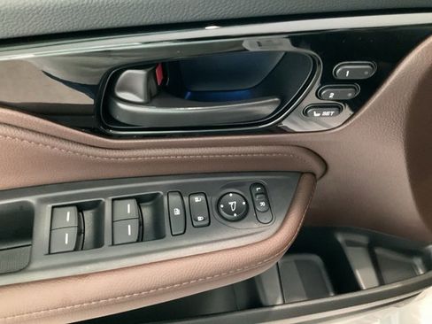 New 2026 Honda Odyssey Touring image 6