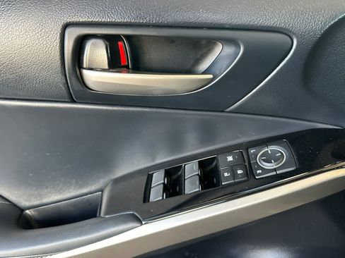 Used 2019 Lexus IS 300 w/ Accessory Package 2 RWD image 15
