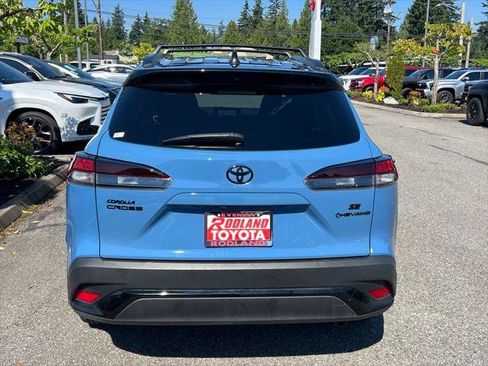 Certified 2026 Toyota Corolla Cross AWD Hybrid w/ Moonroof Package image 8