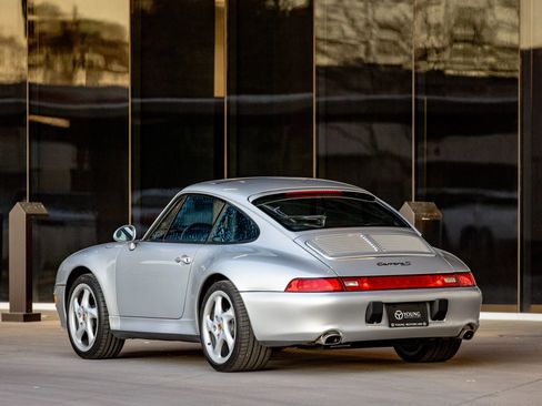 Used 1998 Porsche 911 Carrera S image 9