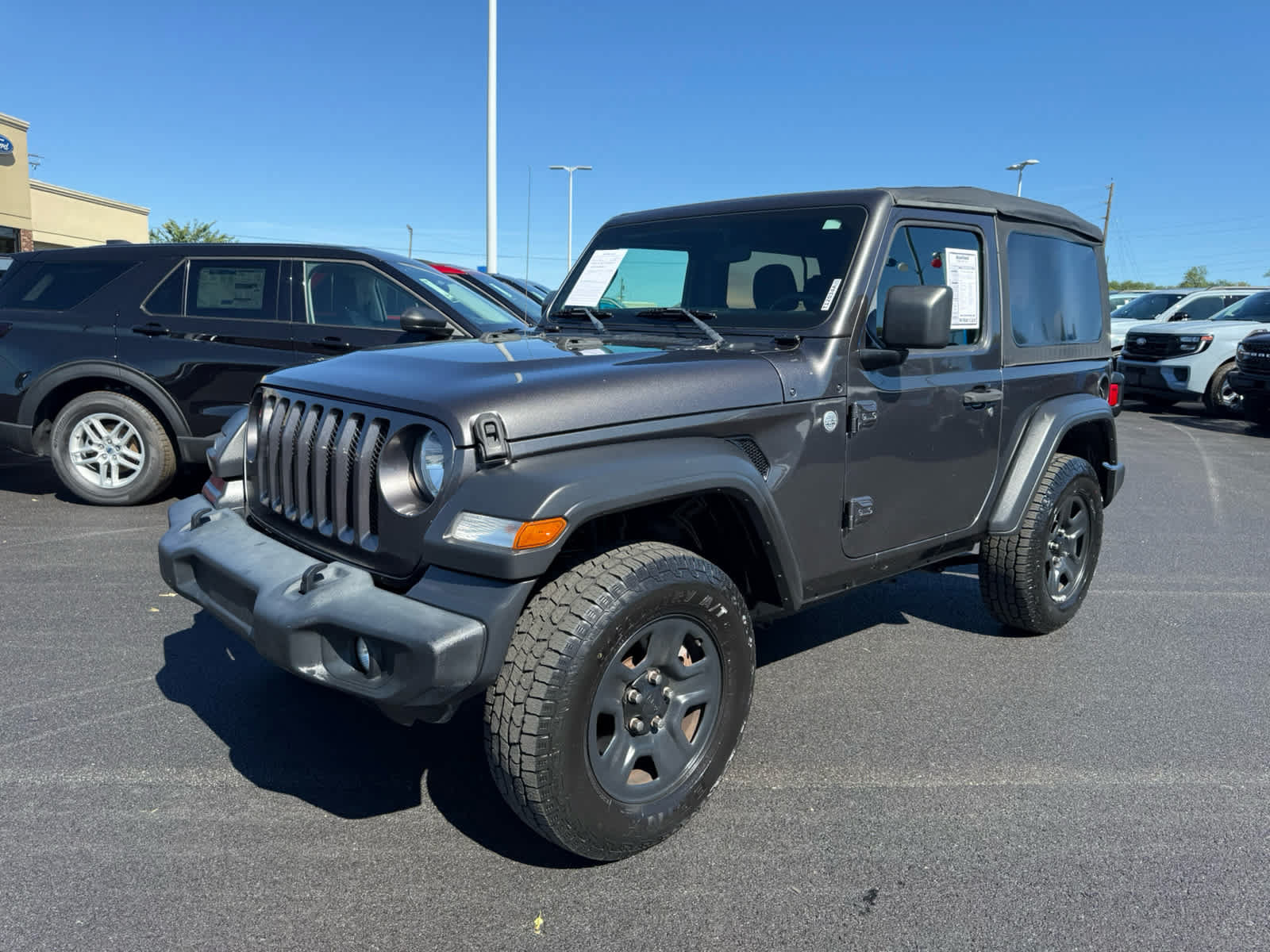 Used 2019 Jeep Wrangler Sport AWD/4WD image 23