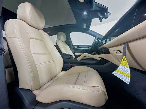 New 2026 Porsche Cayenne Coupe image 30