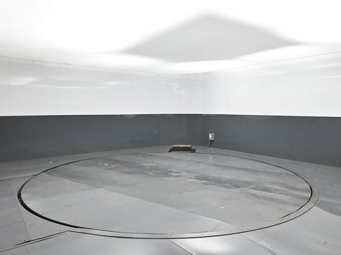 Used 2018 RAM 2500 SLT w/ Luxury Group image 17