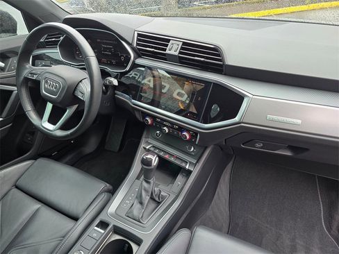 Used 2023 Audi Q3 2.0T Premium Plus image 10